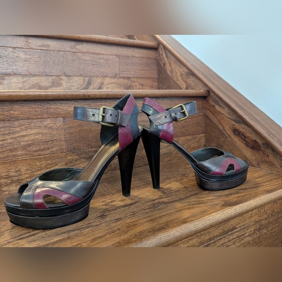 Nine West Debutante 5" stacked Heel Ankle Strap Three Tone Leather pumps Sz 7.5 - Picture 13 of 16